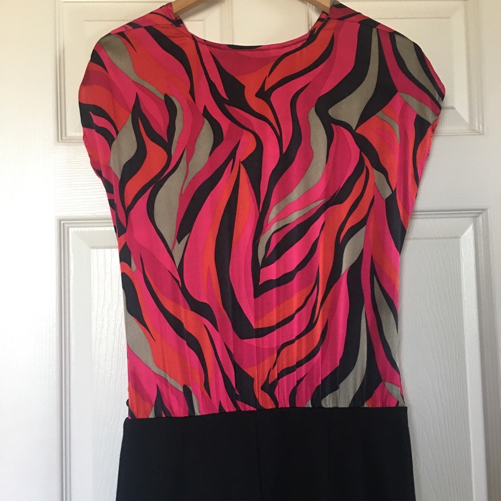 Trina Turk | Vintage Cowl Neck Colorful Silk Cocktail Party Dress - Red, Black - Picture 4 of 9